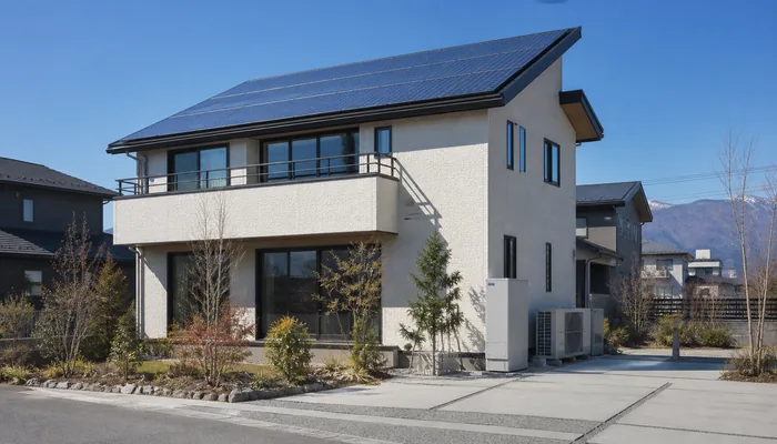 太陽光パネルと蓄電設備を備えた高性能住宅
