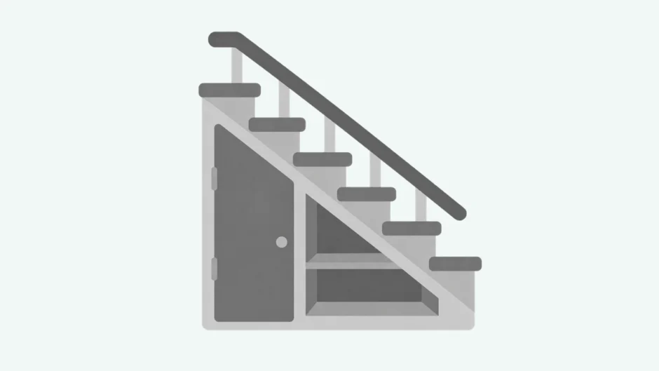階段下の三角形の空間に二段の棚と扉を設けたパントリーのイラスト